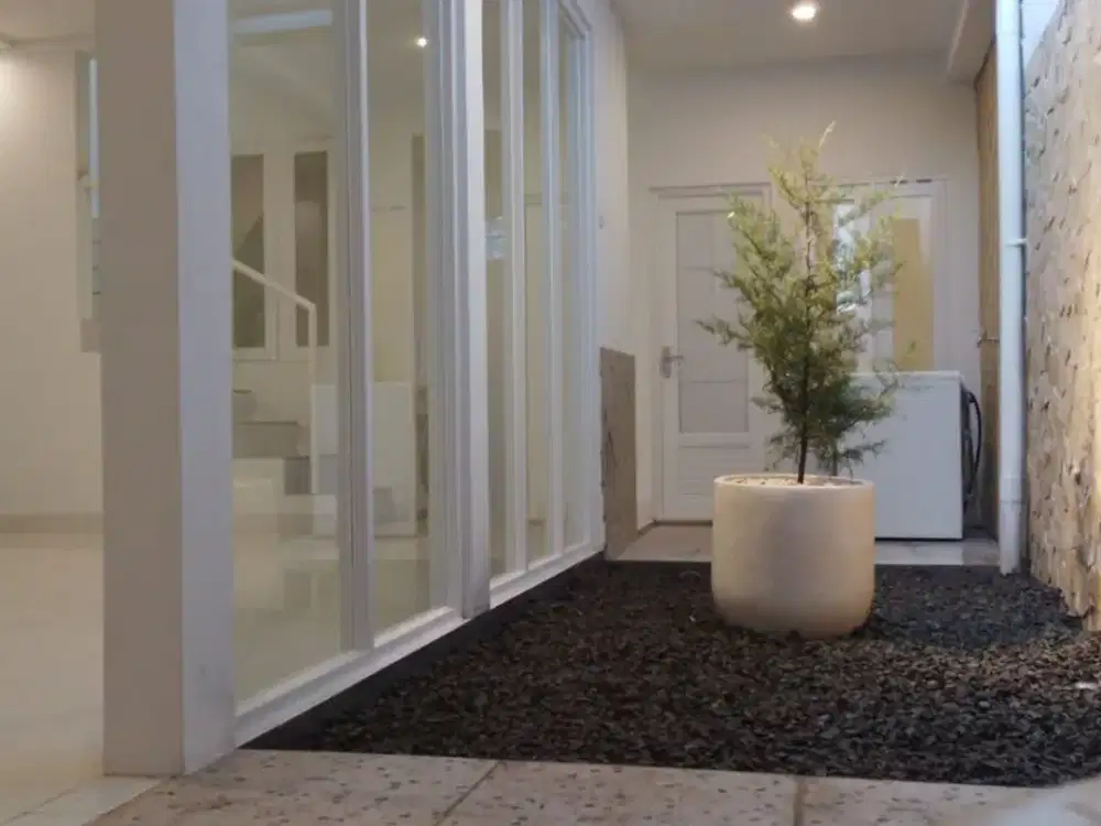 Turangga Buahbatu bandung Kota, New, Siap Huni, jalan Lebar