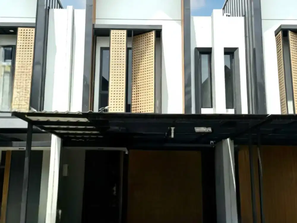 Rumah 2lt type attic 5x15 75m Cluster Mahakam The Signature MTS JGC Jakarta Garden City