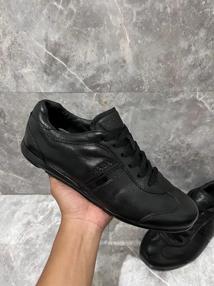Sepatu Prada Original Sneakers casual prelov not bally louis gucci lv
