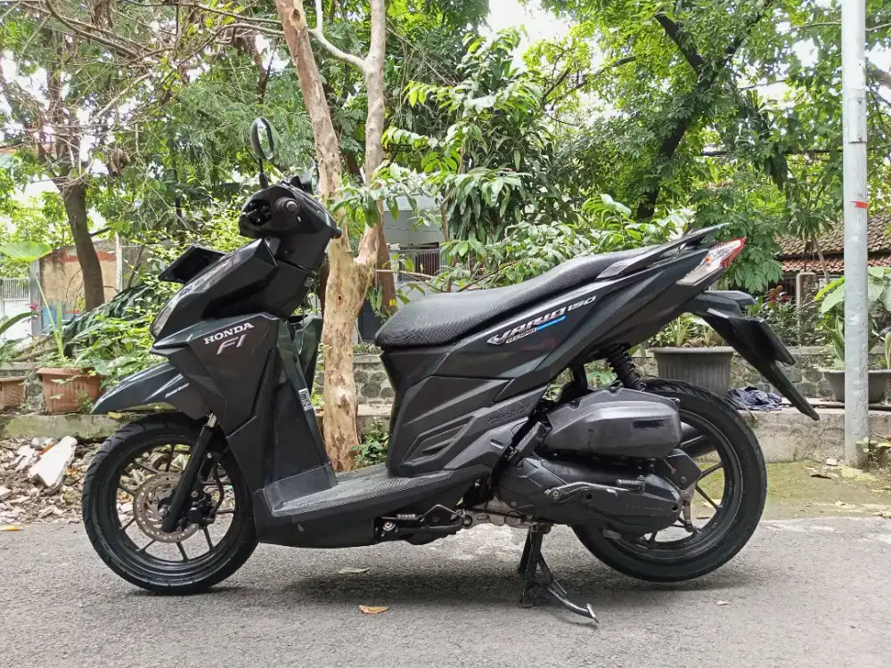 Honda Vario 150cc mulus bagus orsinil