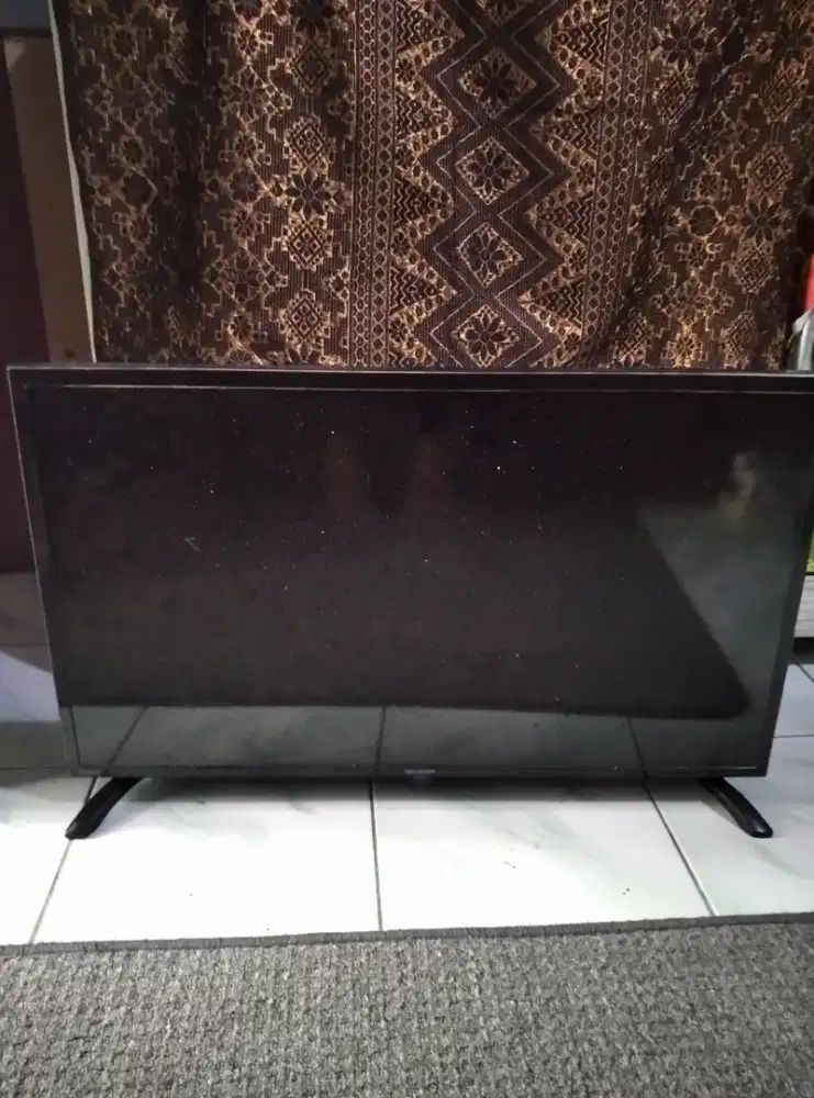 TV Bekas dan berfungsi baik