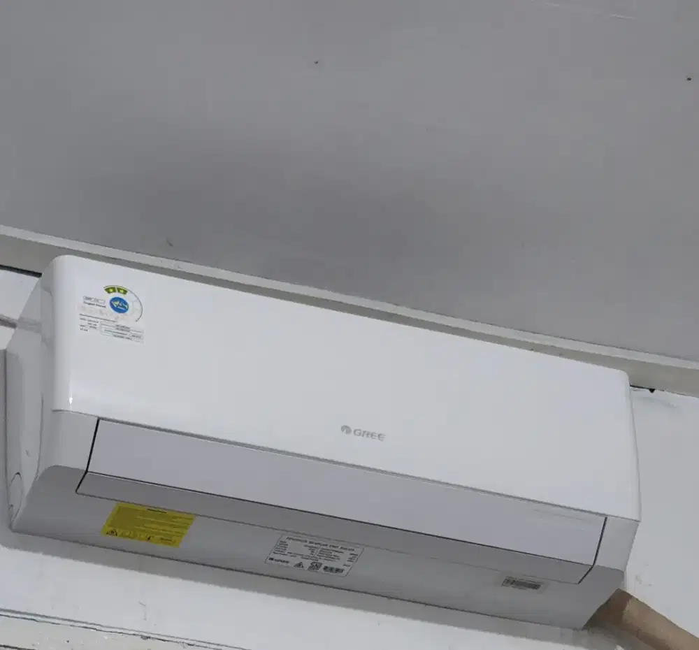 DIJUAL AC GREE 1/2 PK