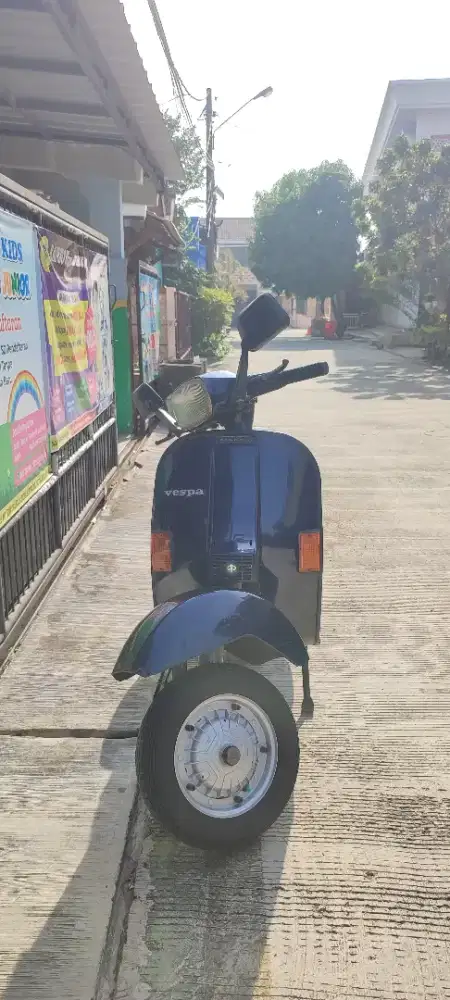Vespa exclusive 2 plat B