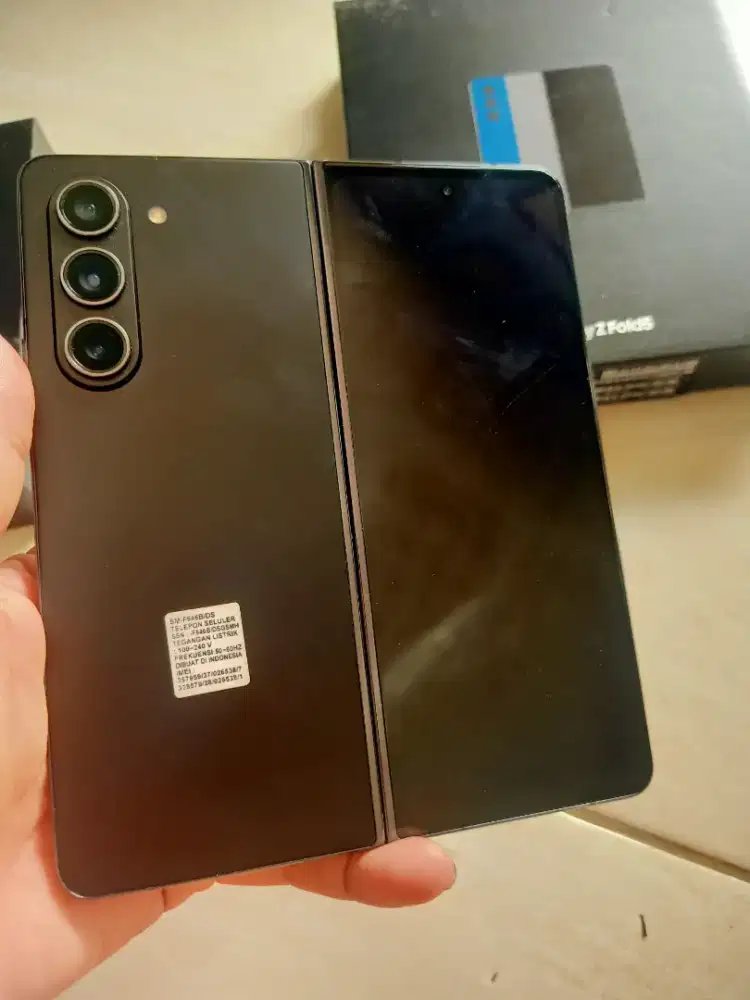 Samsung Galaxy Z Fold5 Ram 12Gb/256Gb lengkap