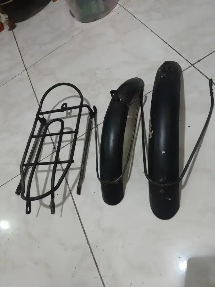 Boncengan sepeda+spakbor sepeda uk 16