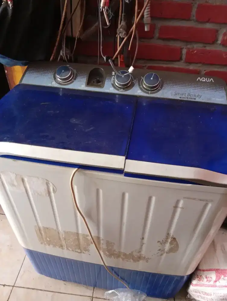 Mesin cuci 2 tabung bekas Mer Agua kap 9 kg kea Normal