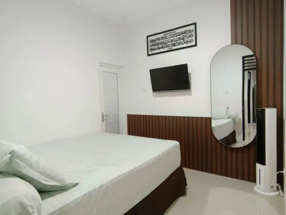 Dekat RS Al Islam/ Grand sharon Soekarno Hatta. Siap Huni, bagus