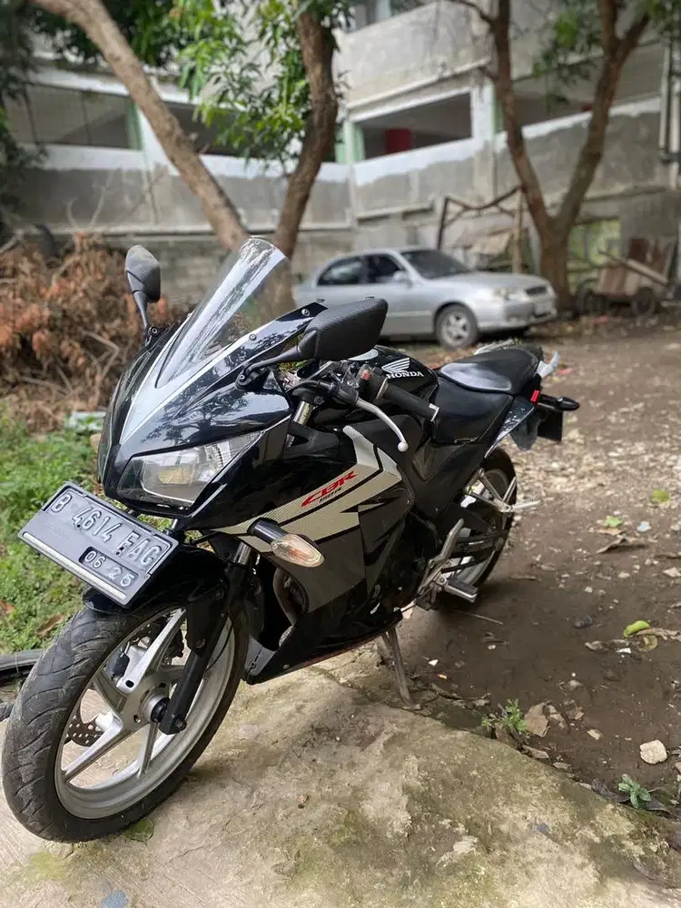Honda CBR 150 R