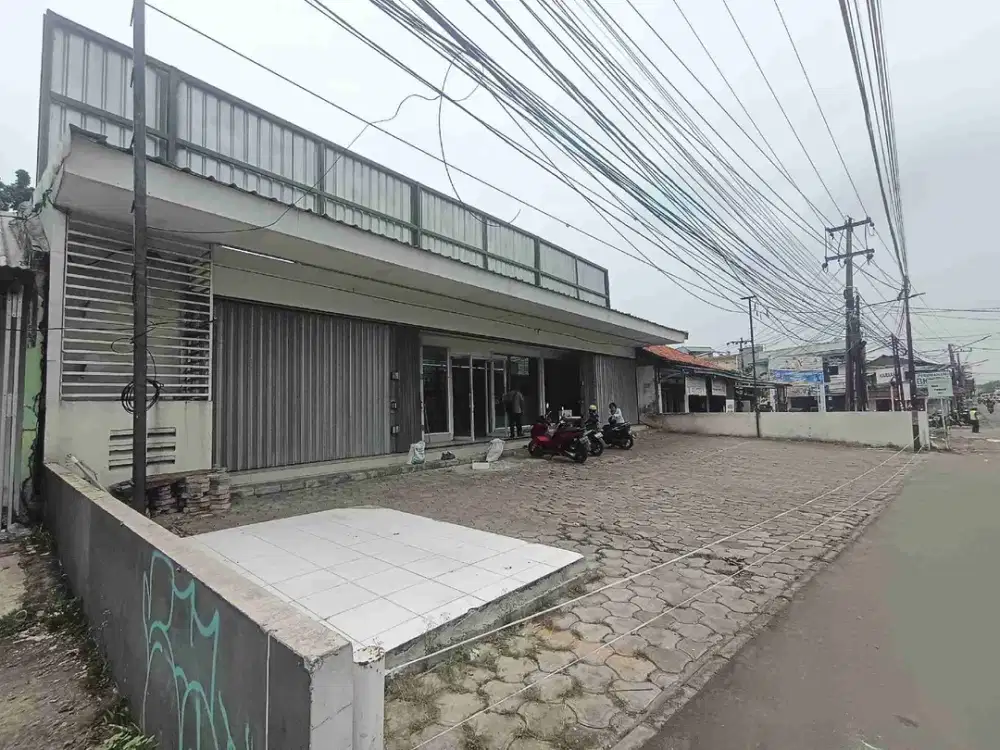 Di sewakan  ruang usaha sangat  bagus.  ex Alfamidi,   di Mustika Jaya,   Bekasi Timur.