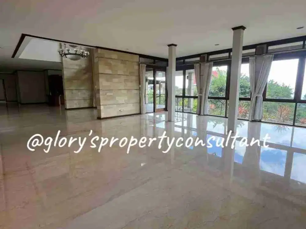 Dijual Rumah Besar View Bagus dekat Kampus UPI, NHI Setiabudi Bandung