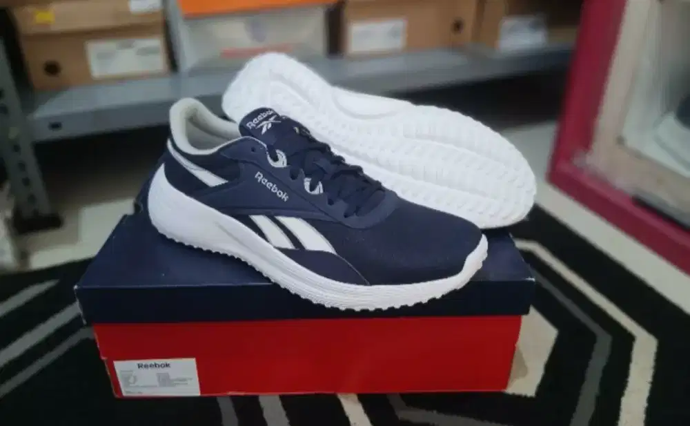 Reebok Original Baru Size 44