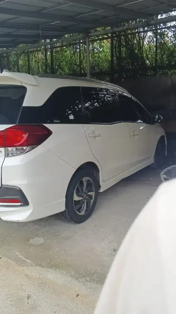 Sewa mobil jabodetabek