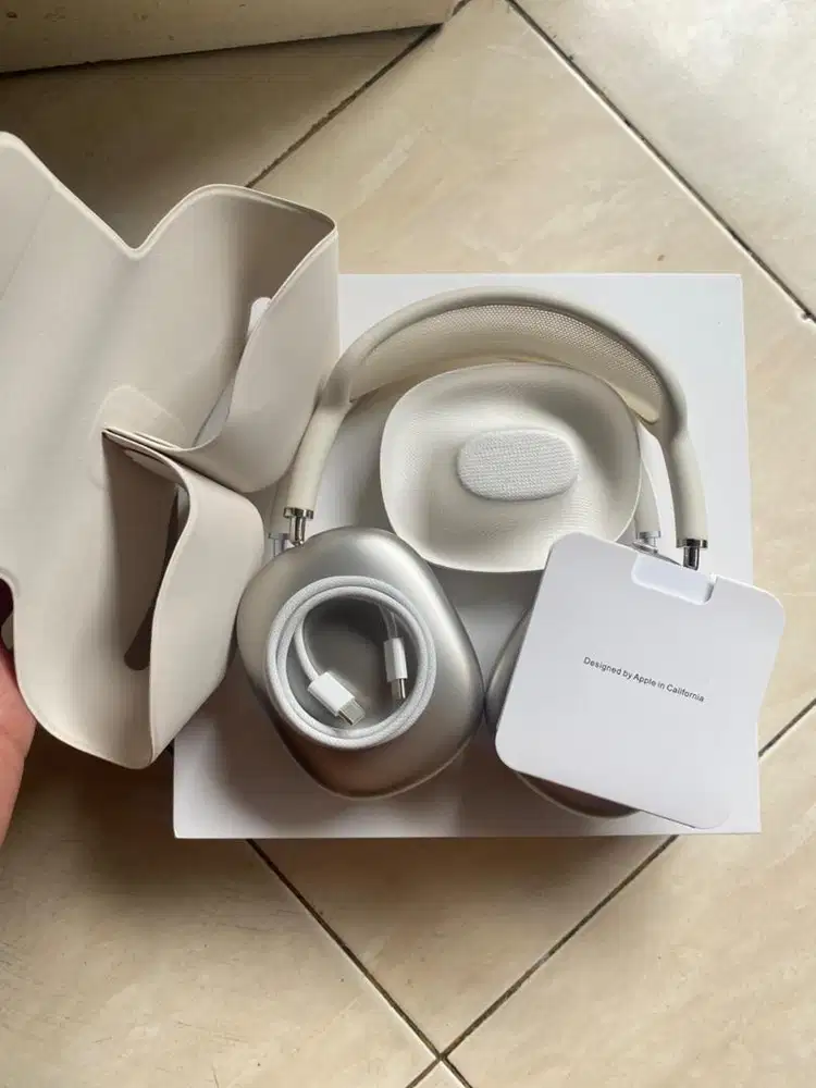 AIRPODS MAX STARLIGHT EX INTERNASIONAL GOOD CONDITIONS