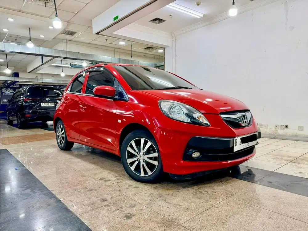 Honda Brio 1.2 E Limited Edition 2015 Merah AT Kilometer Rendah