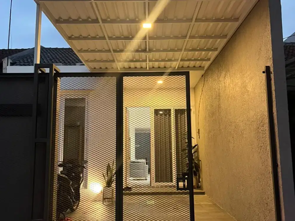 Dijual Rumah Cakep Sudah Renovasi di Sektor 7A