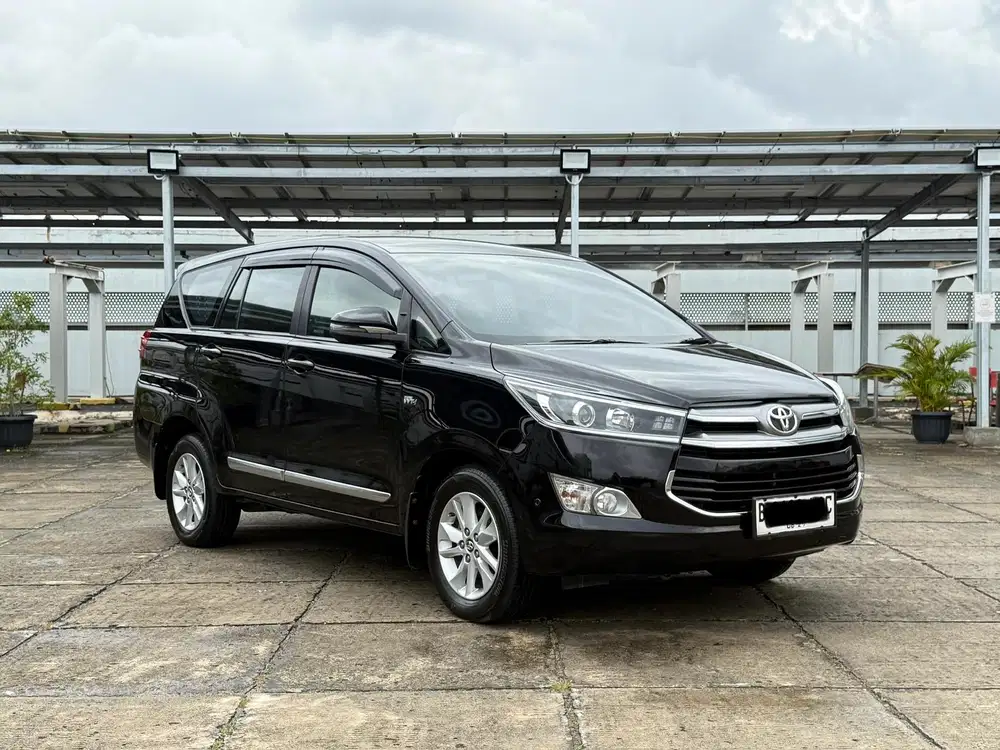 Toyota Kijang Innova V Bensin 2019 Low KM 61RB