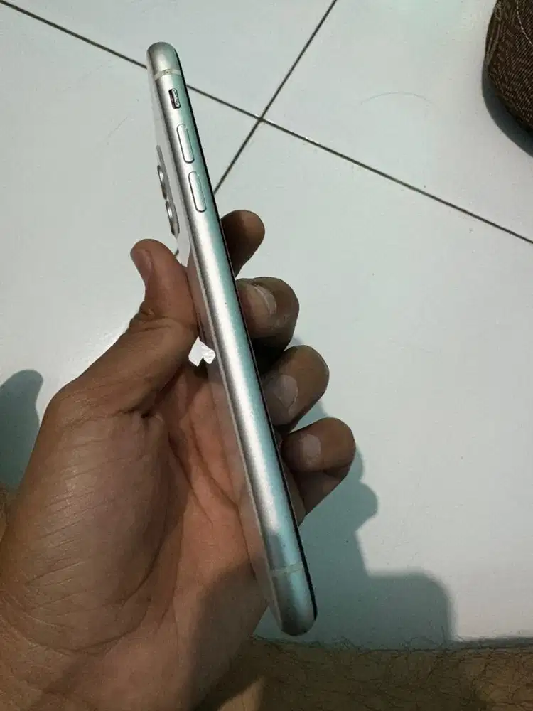 Iphone 11 64Gb Garansi internasional
