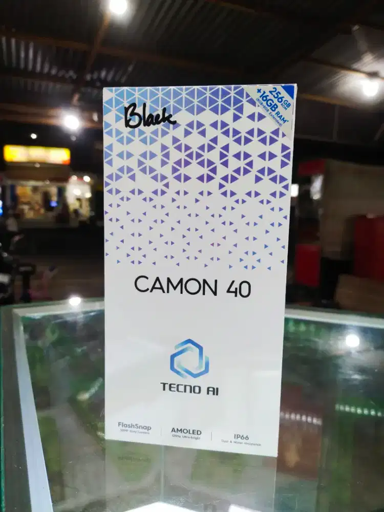 Techno camon 40 ram 8/256