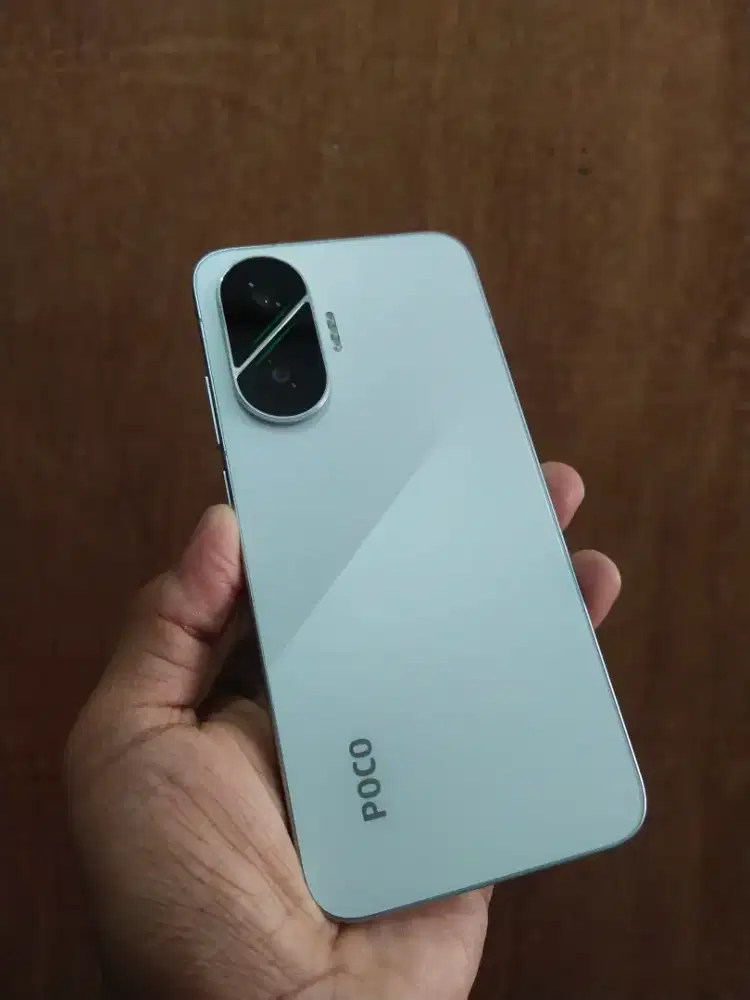 Poco F7 ram 12 internal 512 GB