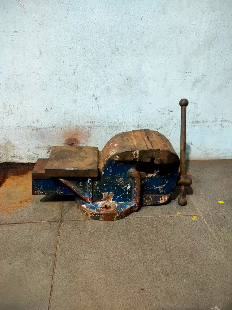 ragum ..catok 4inc antik