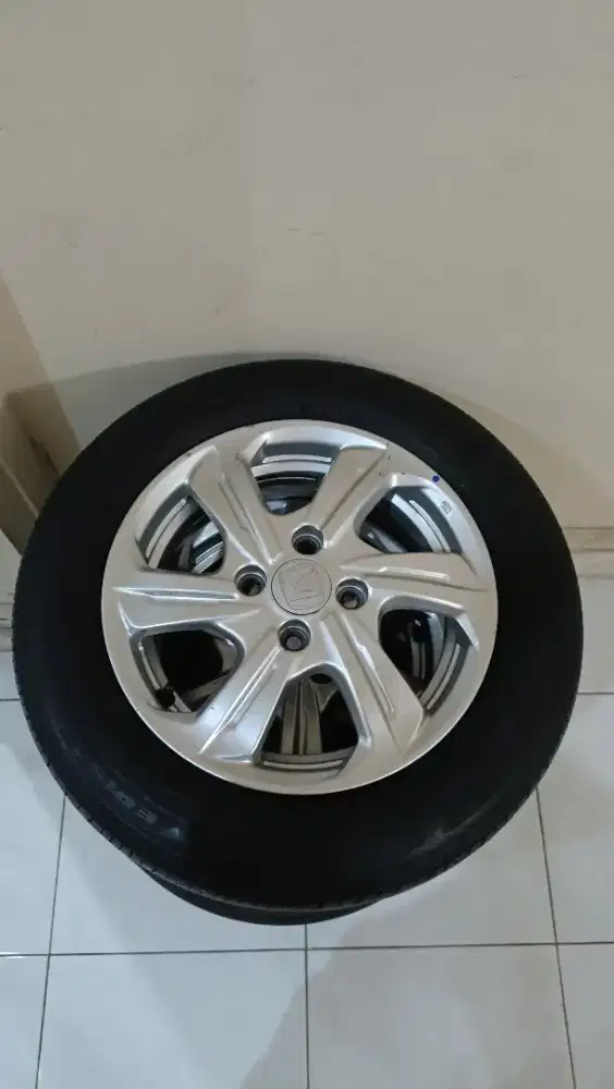 Velg dan Ban Brio ring 14