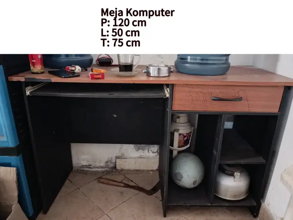 Meja Komputer motif kayu