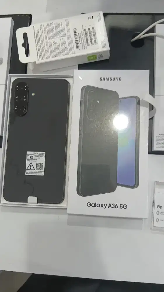 Samsubg A36 5G free kepala charger