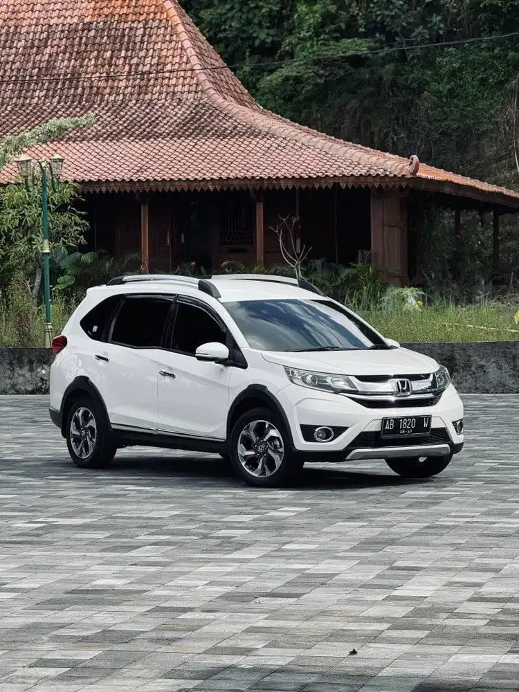 (DP 25JUTA) BR-V E 2017 AT/ MATIC