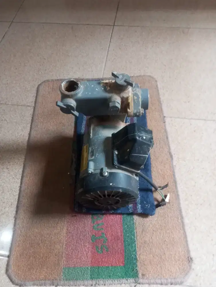 Pompa Air non otomatis Merk Sanyo PWH236C