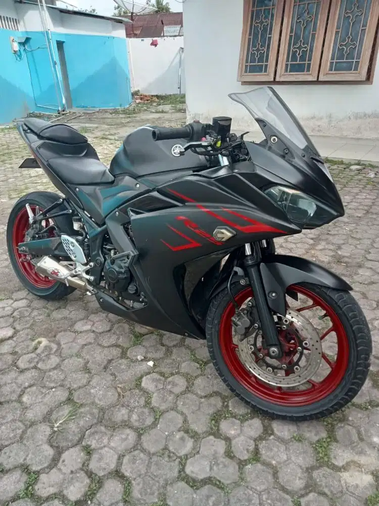 R25 2017 (250 cc)