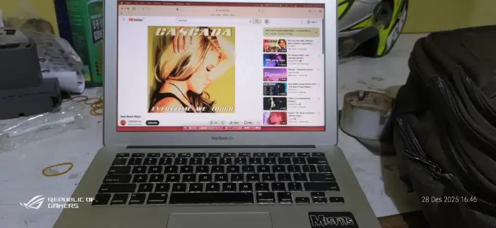 Di butuhkan admin+teknisi toko servis komputer