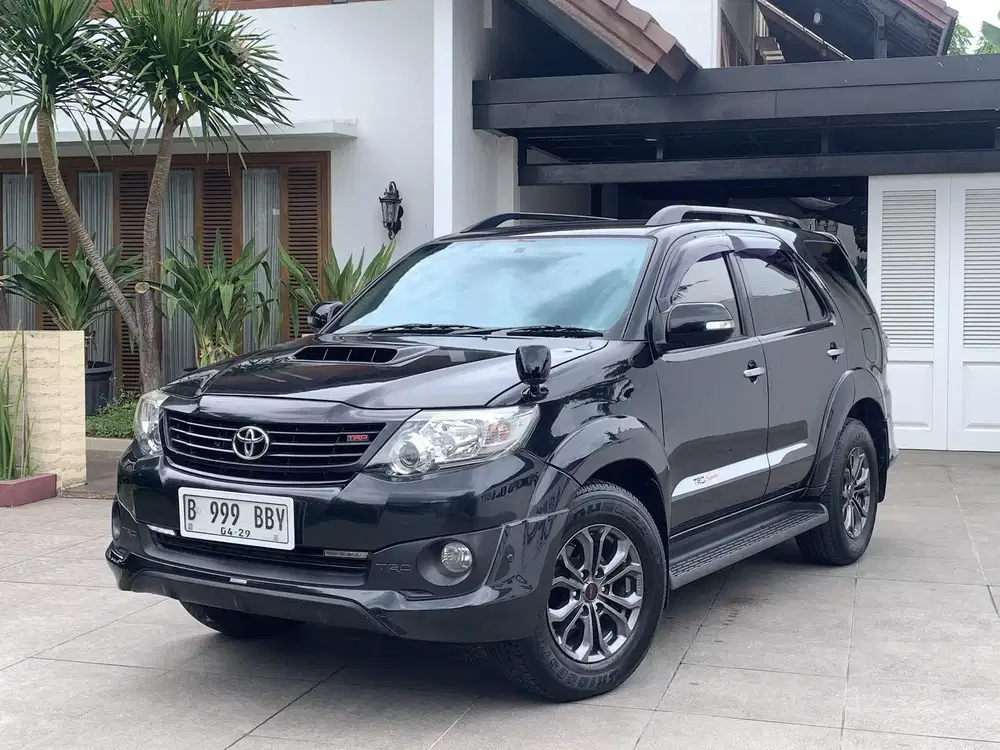 Toyota Fortuner VNT TRD Metik 2014 Bebas Laka Bebas Banjir