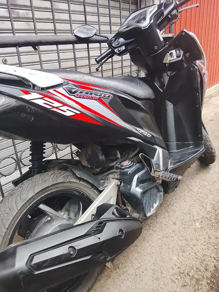 Honda Vario 125 KZR tahun 2014 Hitam