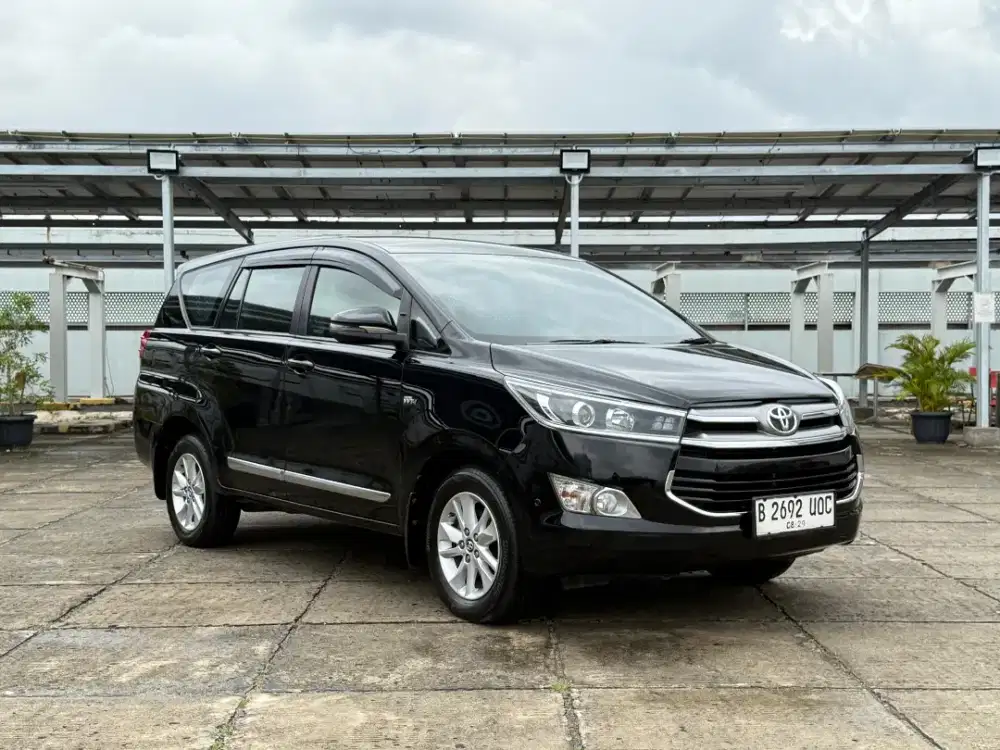 (km 61rb)Toyota Innova V 2.0 AT. Tahun 2019. Hitam. Perfect cond