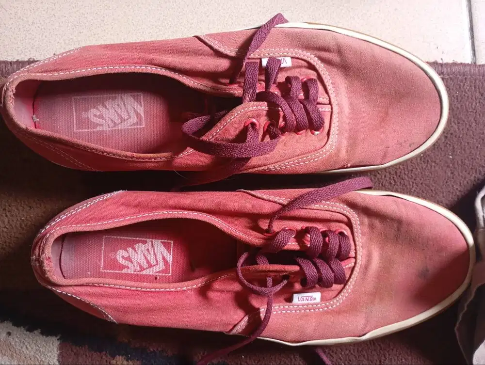 Sepatu Vans original kondisi msh bagus size 44