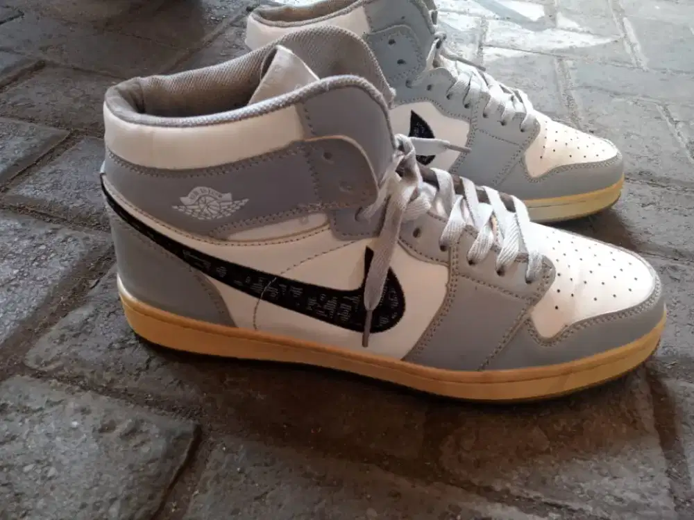 Sepatu Nike Dior Air