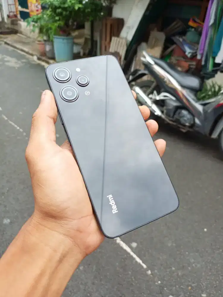 Redmi 12 ram 8/256GB