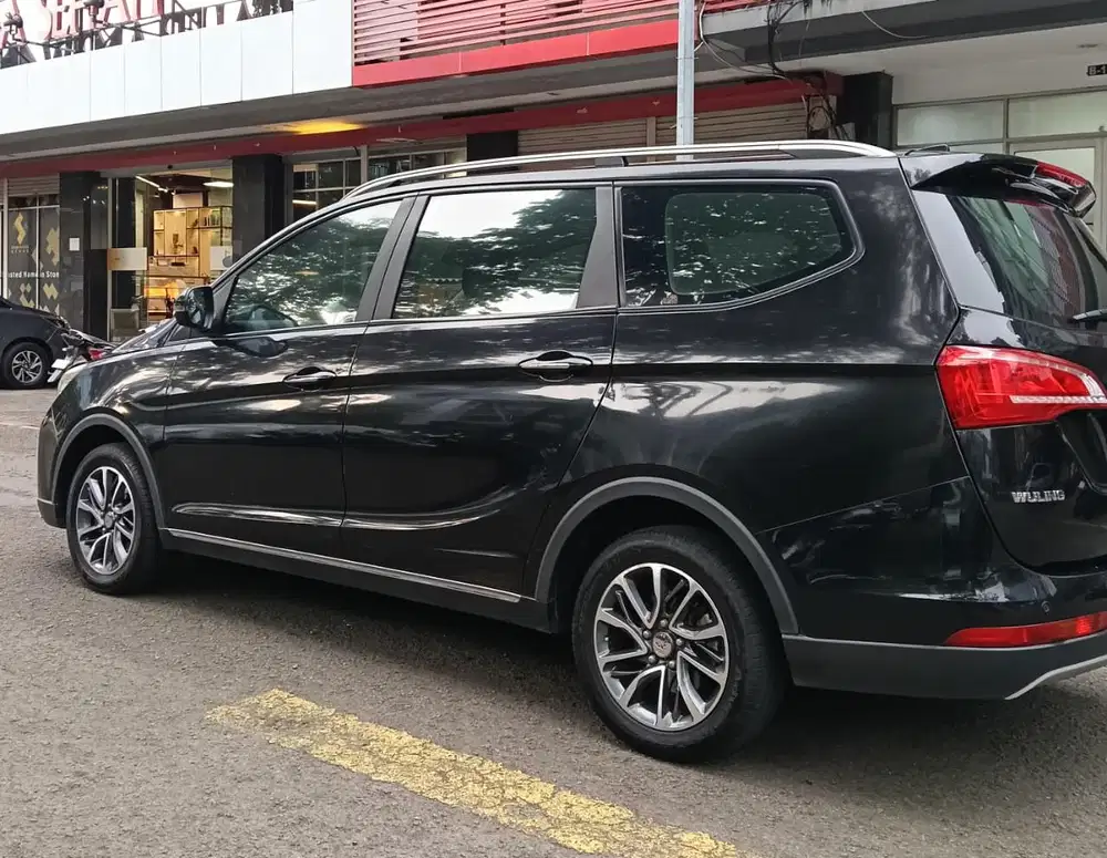 Wuling Cortez 2019 Bensin
