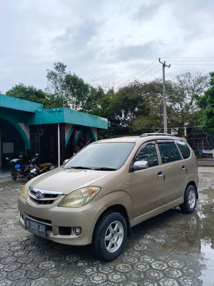Daihatsu Xenia 2008 Bensin