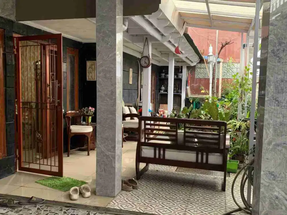 DIJUAL RUMAH ISTIMEWA DAN TERAWAT DI TURANGGA