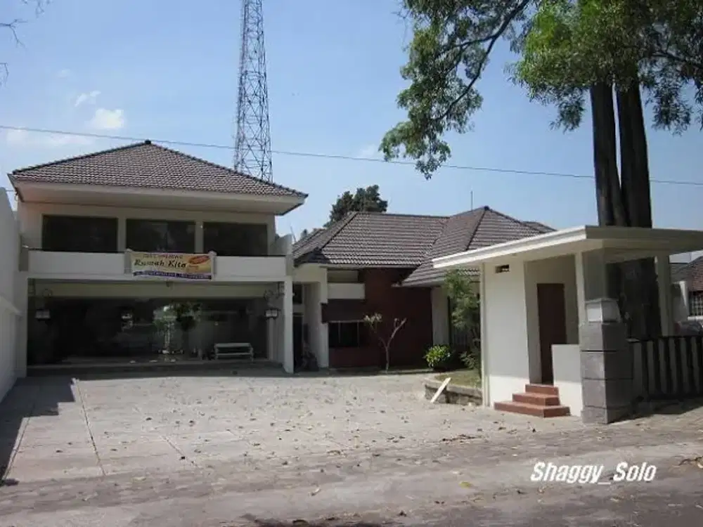 Jual Bangunan Hotel di Solo Surakarta jl slamet Riyadi