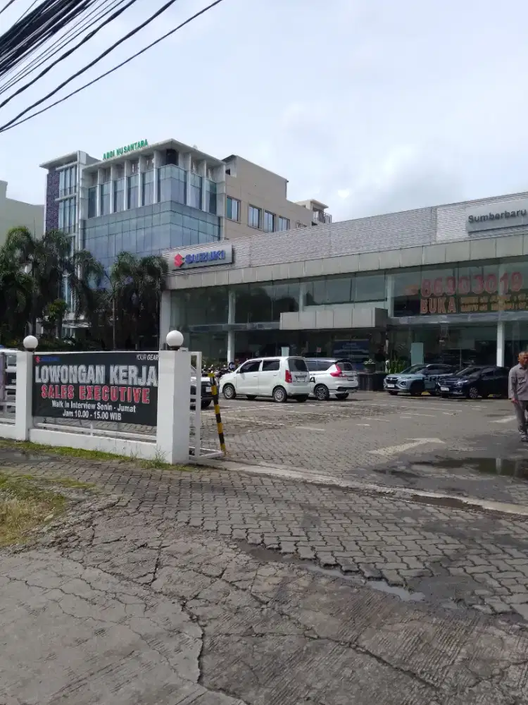 LOWONGAN PEKERJAAN
SALES EXECUTIVE MOBIL SUZUKI