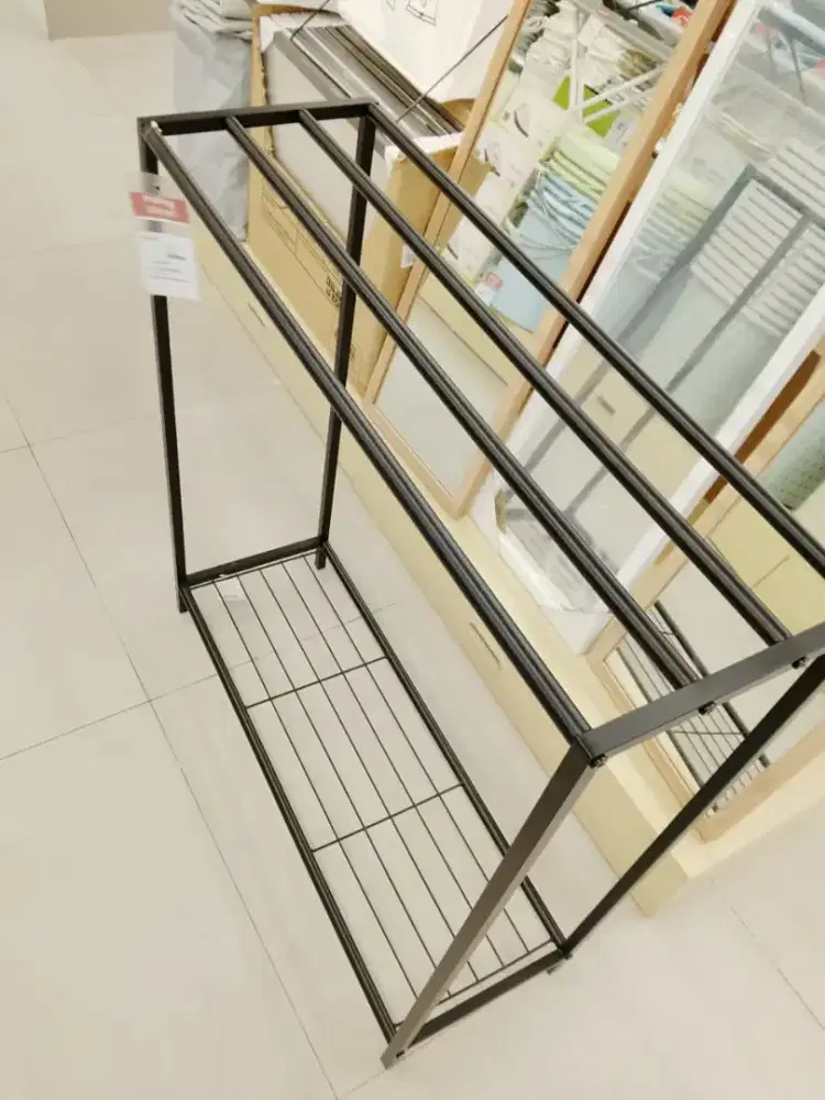 Gantungan handuk minimalis