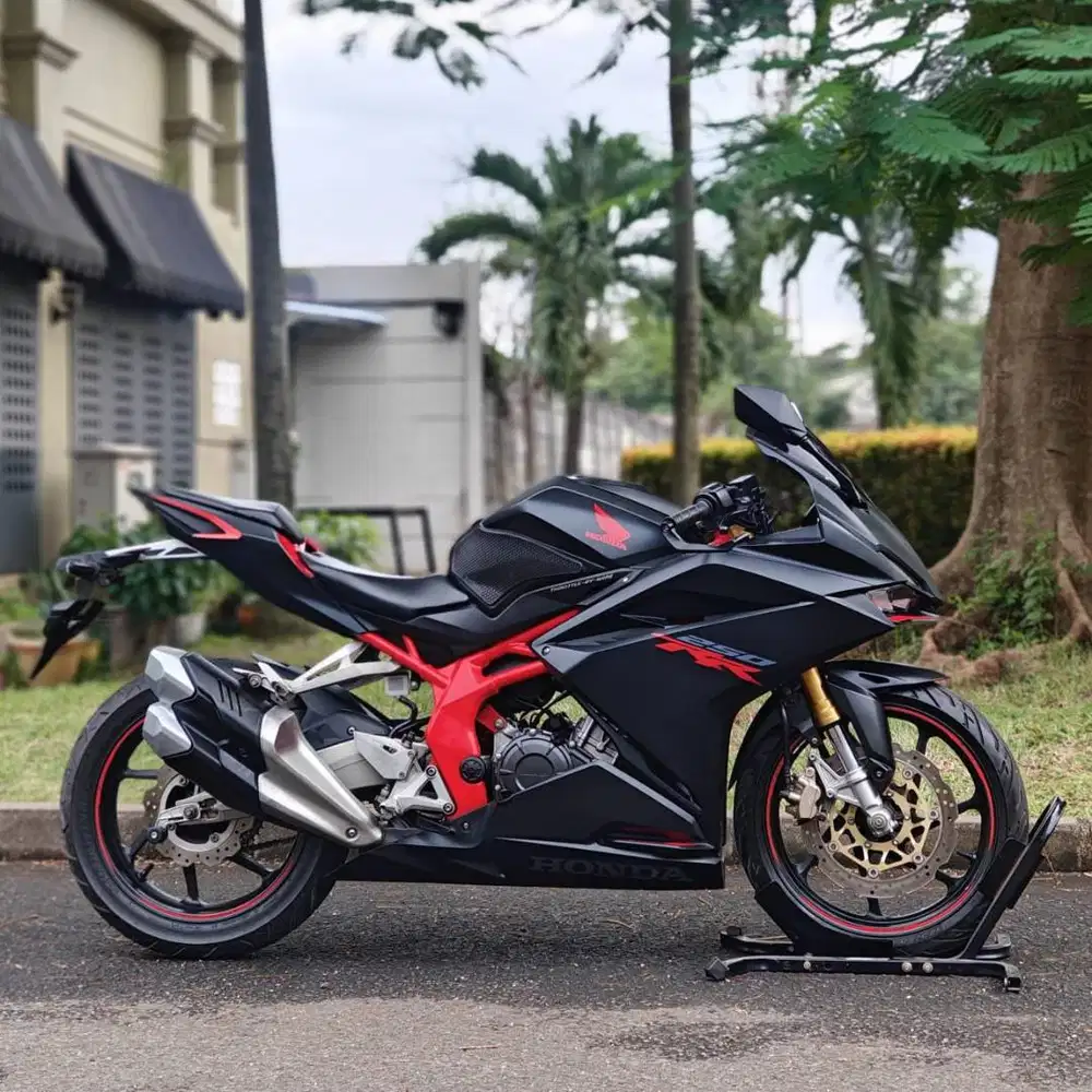HONDA CBR 250RR NON ABS 2020 BLACK KM LOW PAJAK PANJANG NO MINUS