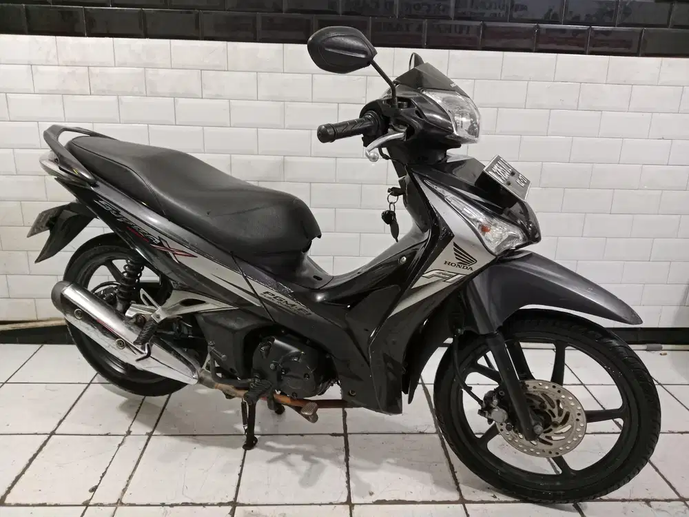 Di jual cepat Honda Supra helm in tahun 2012
