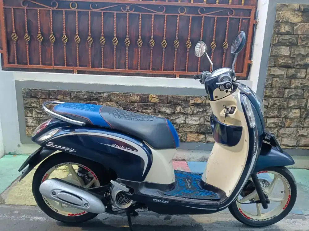 scoopy fi 2014 mesin sehat bagus body mulus