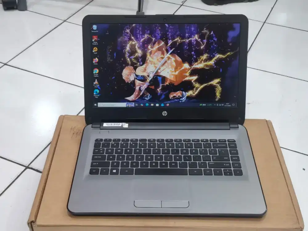 Laptop Hp Notebook 14-af118AU/AMD A8-7410 APU/RAM 4 GB/ HDD 500 GB