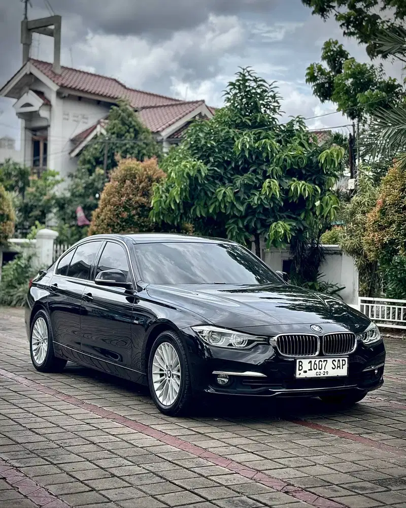 BMW 320i F30 Sport Hitam 2018 Tdp Murmer Ori Menarik Bu Antik Simpanan