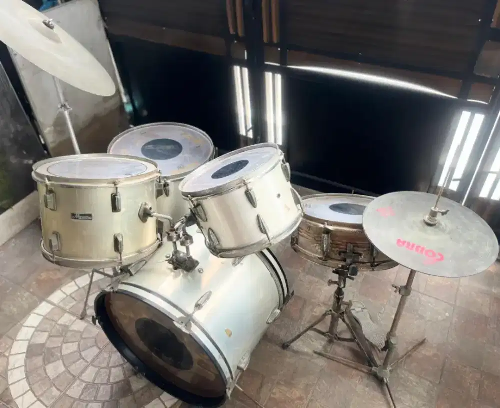 1 Set Drum Akustik Preloved Murah- Rp 1.300.000