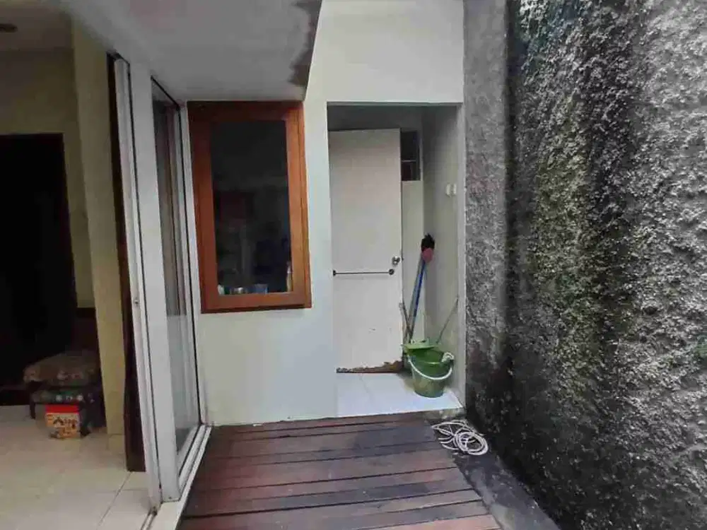 Dijual Rumah Bagus Siap Huni di Emerald Bintaro -nrl